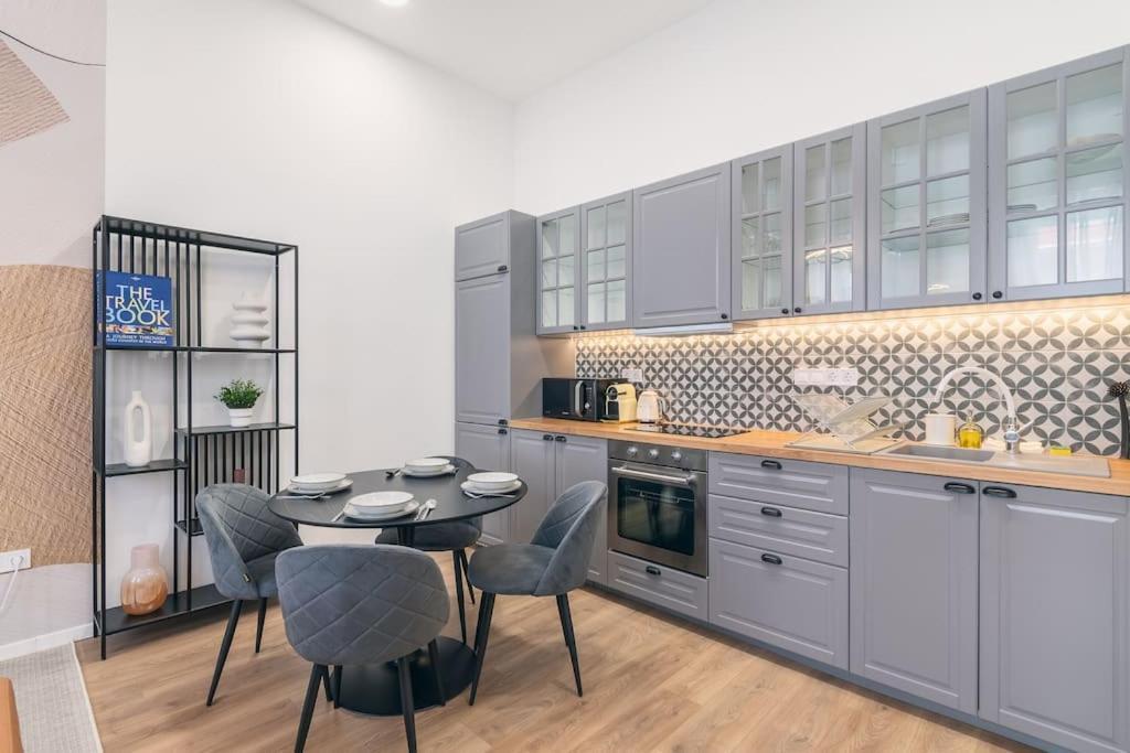 Budapest Design Condo By Nw Εξωτερικό φωτογραφία